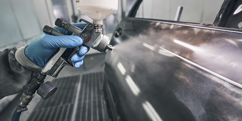 Qual é a função das cabines de pintura automotiva?